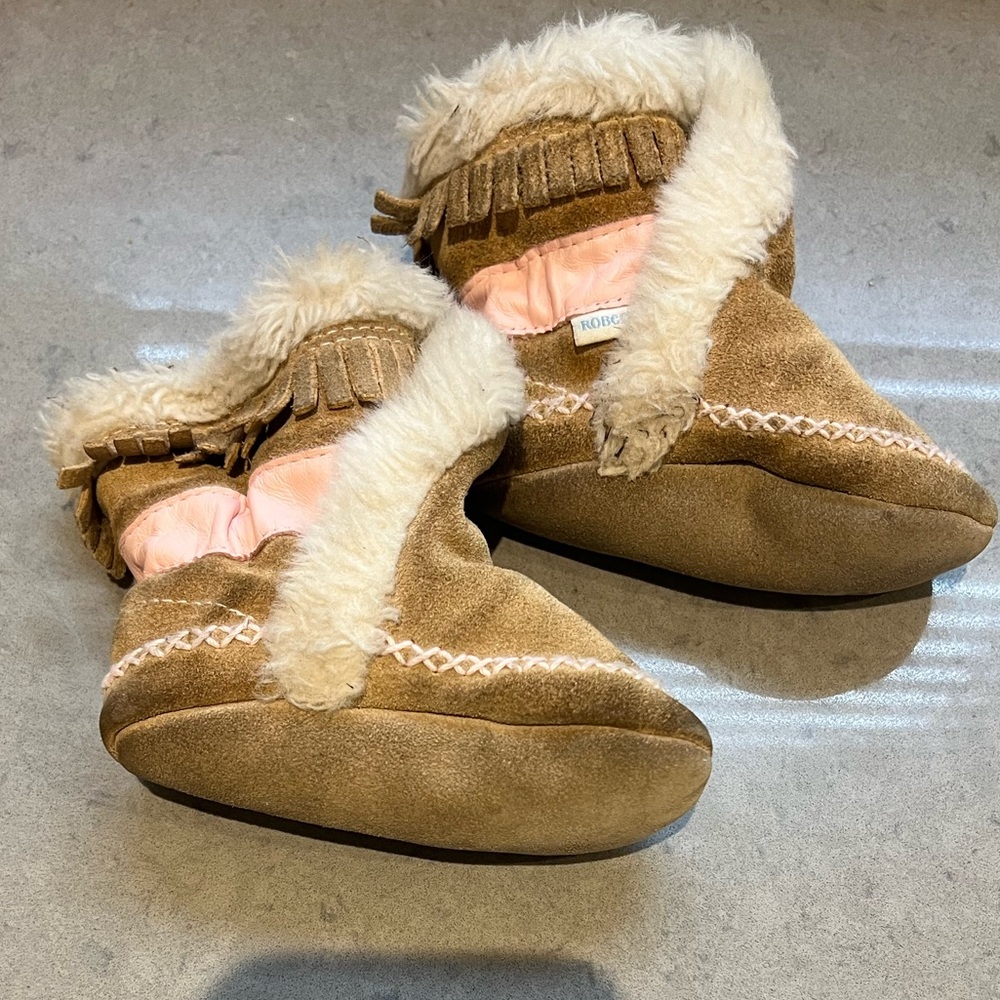 Robeez leather 6-12m Brown and Cream Kids booties